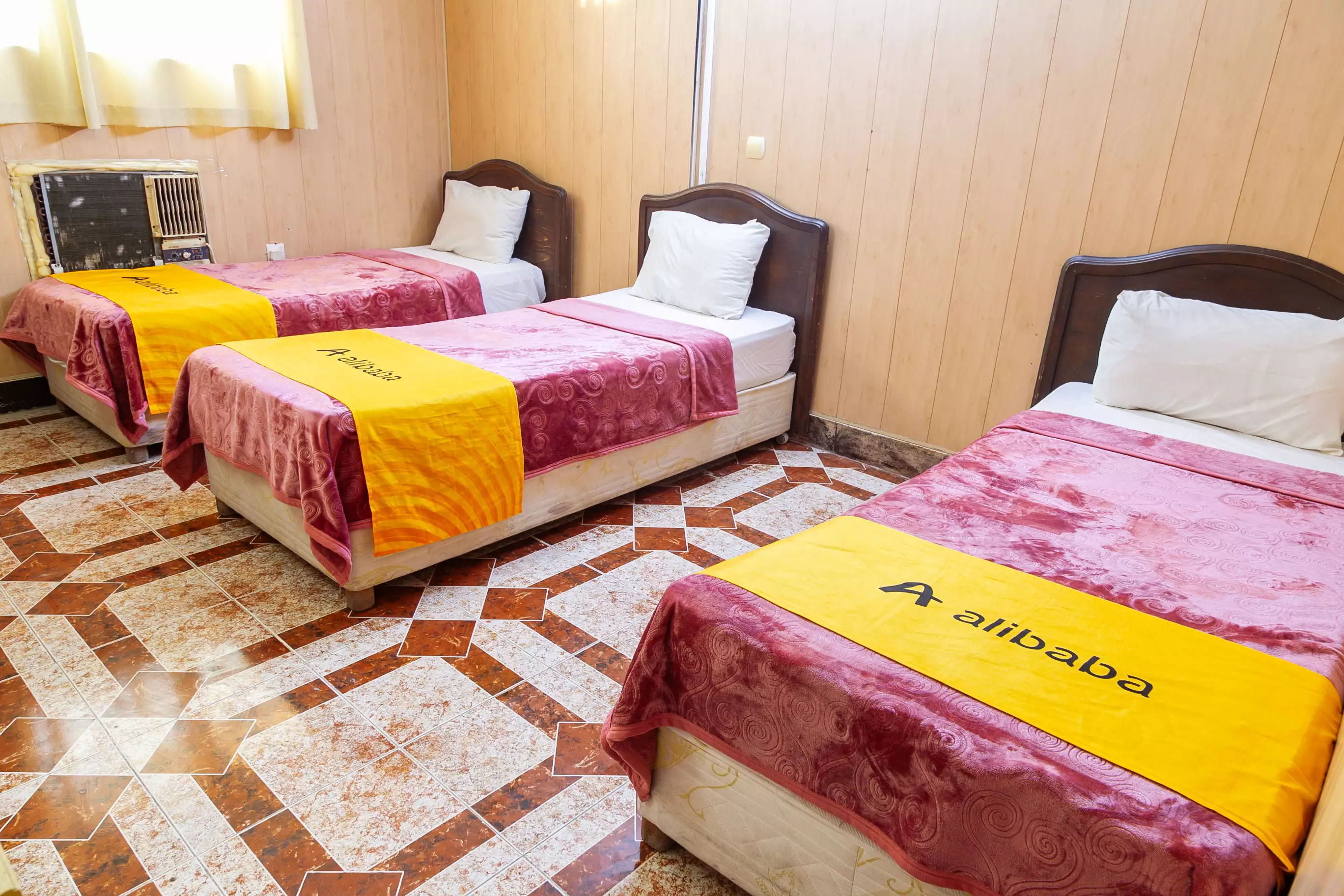 Alibaba https://cdn.alibaba.ir/ostorage/hotel-accommodation-images/6963567546ae9d8e6fb49940_پارک - اتاق سه تخته.webp